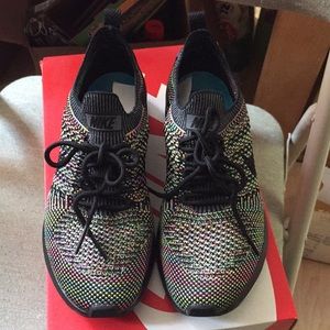 Nike Flyknit Mariah